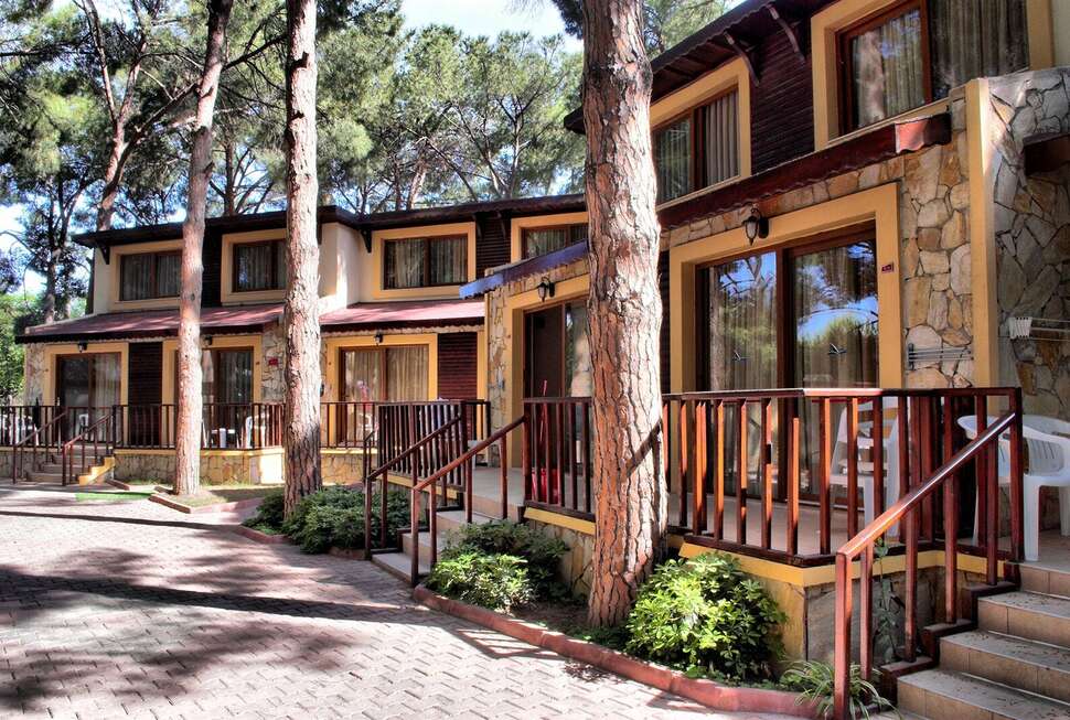 Een foto van de buitenkant van Ömer Prime Holiday Resort