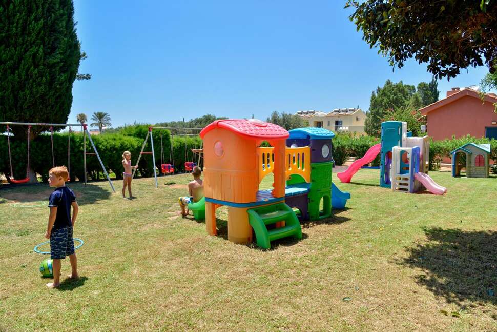 Een foto van Makronisos Village Club