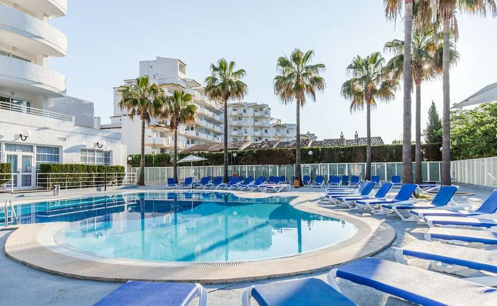 Een foto van het zwembad bij Blue Sea Gran Playa