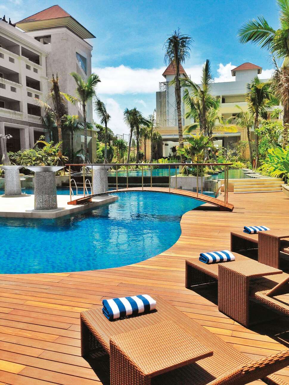 Een foto van het zwembad bij Sanur Resort Watujimbar