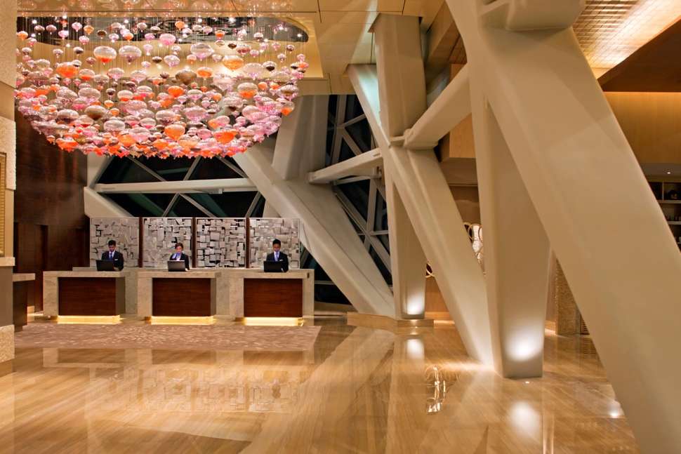 Ein Foto Andaz Capital Gate by Hyatt