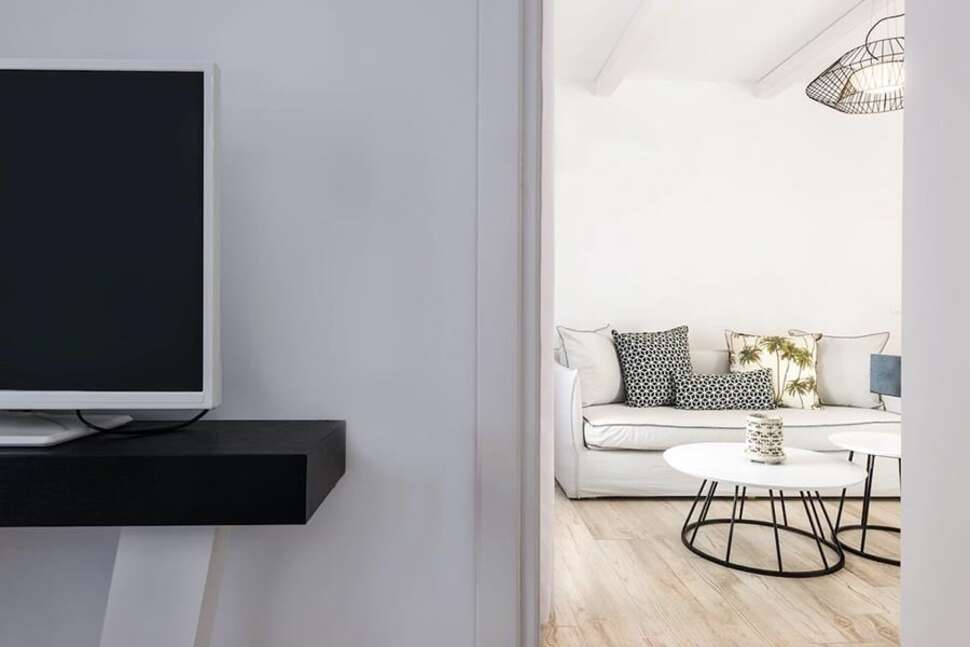 Een foto van Smy Mediterranean White