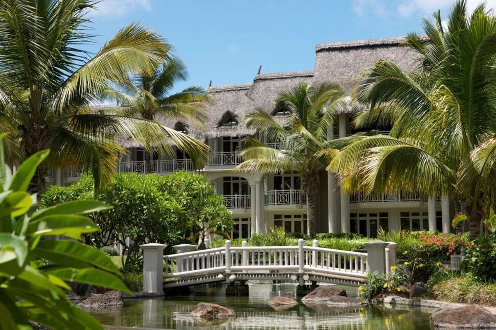 Een foto van de buitenkant van LUX Belle Mare