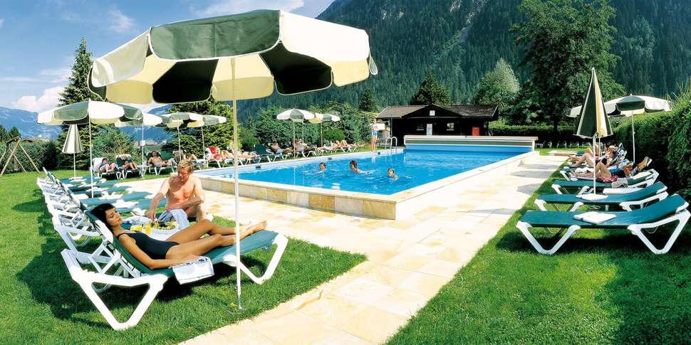 Een foto van het zwembad bij Hotel Berghof Mayrhofen