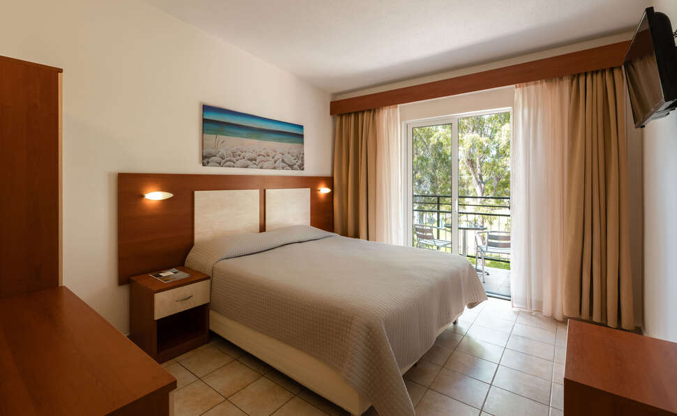 Ein Foto Canvas by Mitsis Messonghi