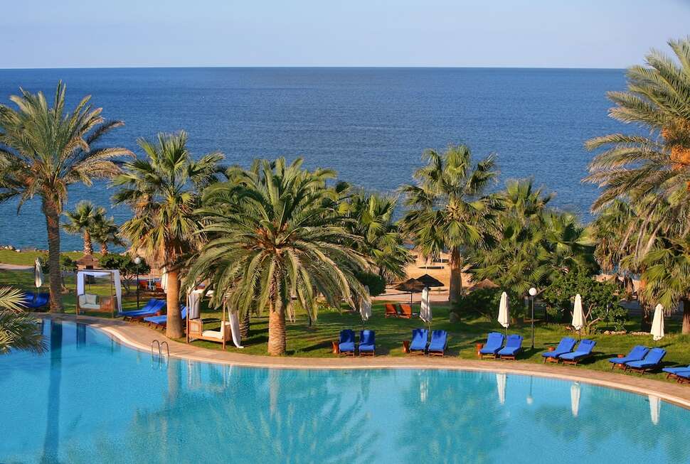 Een foto van het zwembad bij Hotel Azia Resort & Spa
