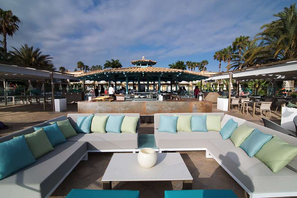Een foto van het terras bij Bull Vital Suites & Spa