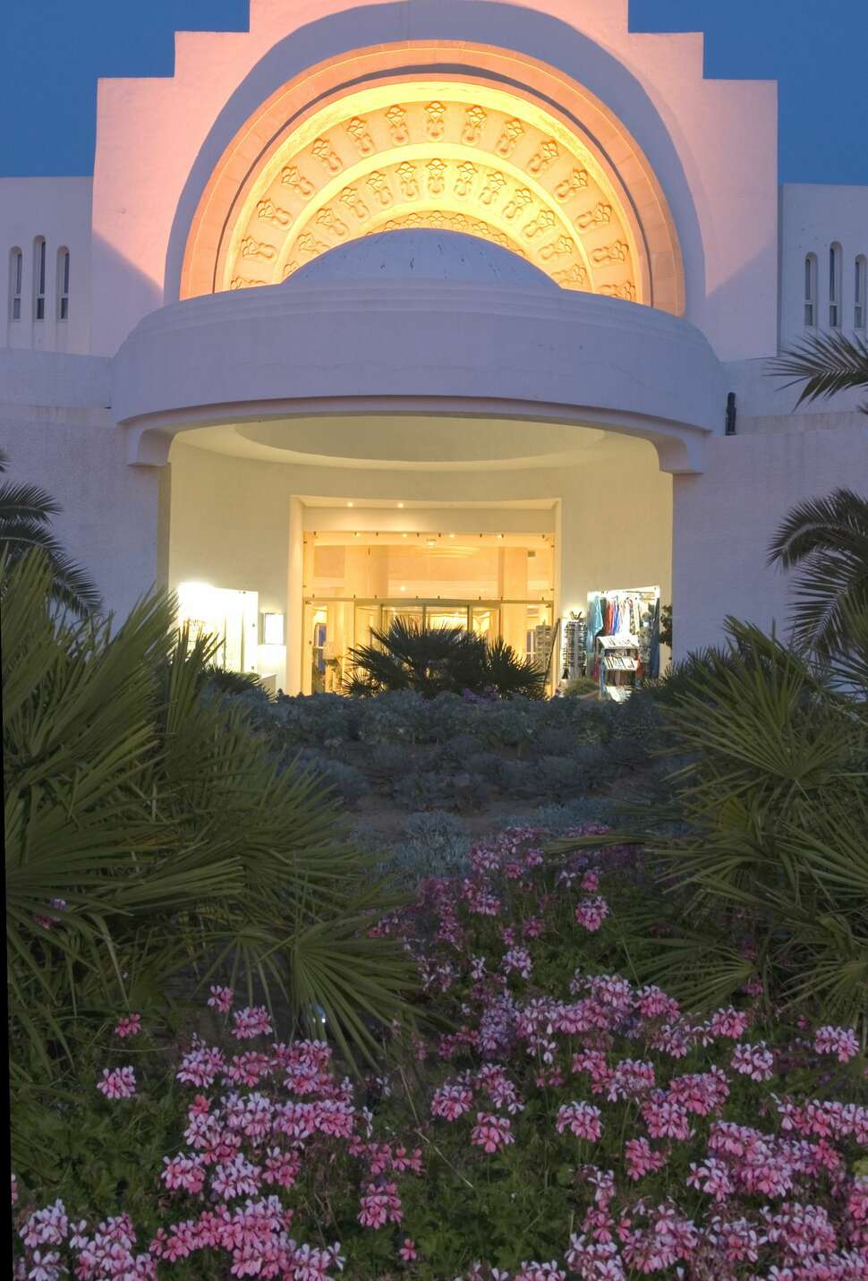 Ein Foto Golden Tulip Taj Sultan