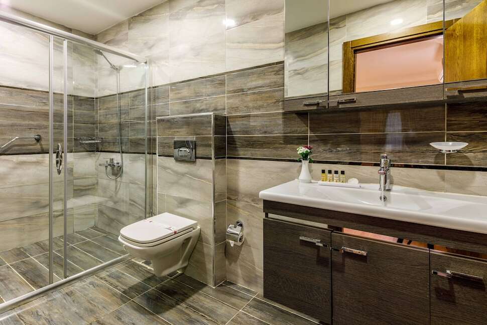 Ein Foto Golden Crown Hotel