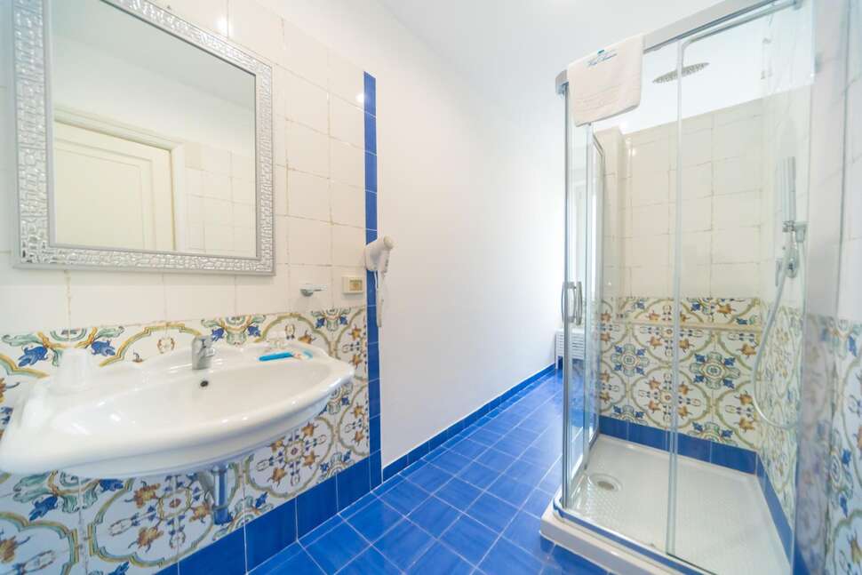 Een foto van America Hotel