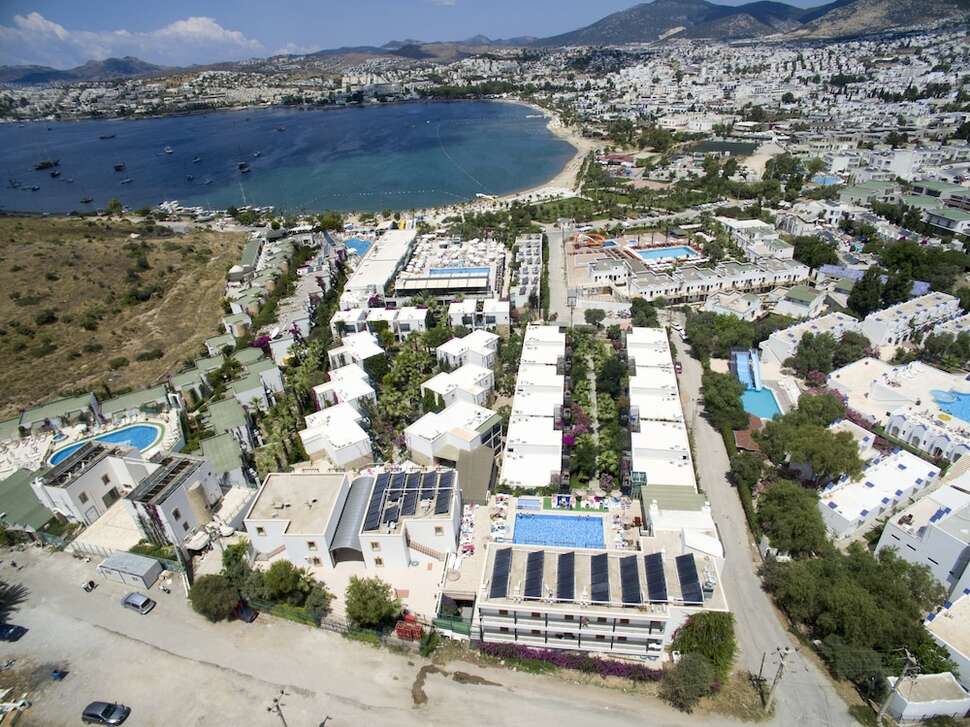 Een foto van het zwembad bij Jasmin Beach Hotel