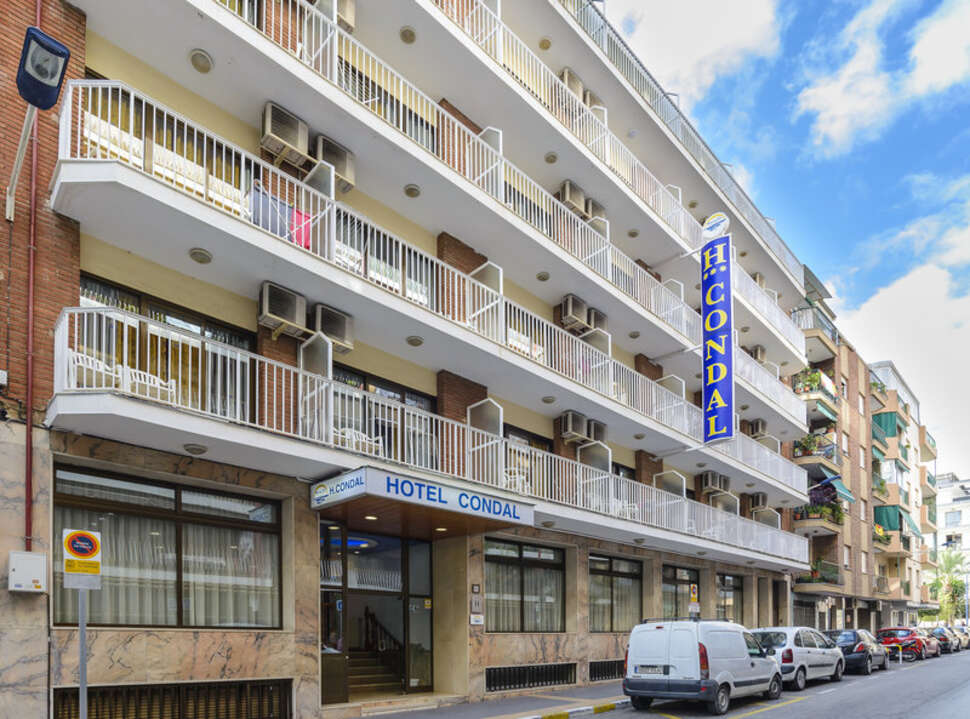 Ein Foto von der Außenansicht des Hotel Mareny Benidorm