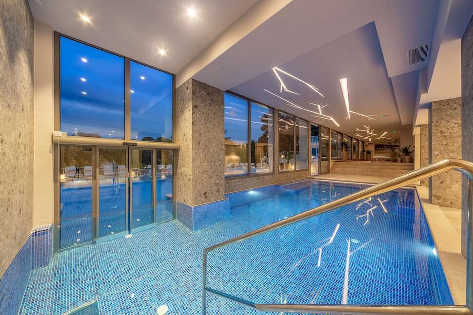 Een foto van het zwembad bij Hotel Malin