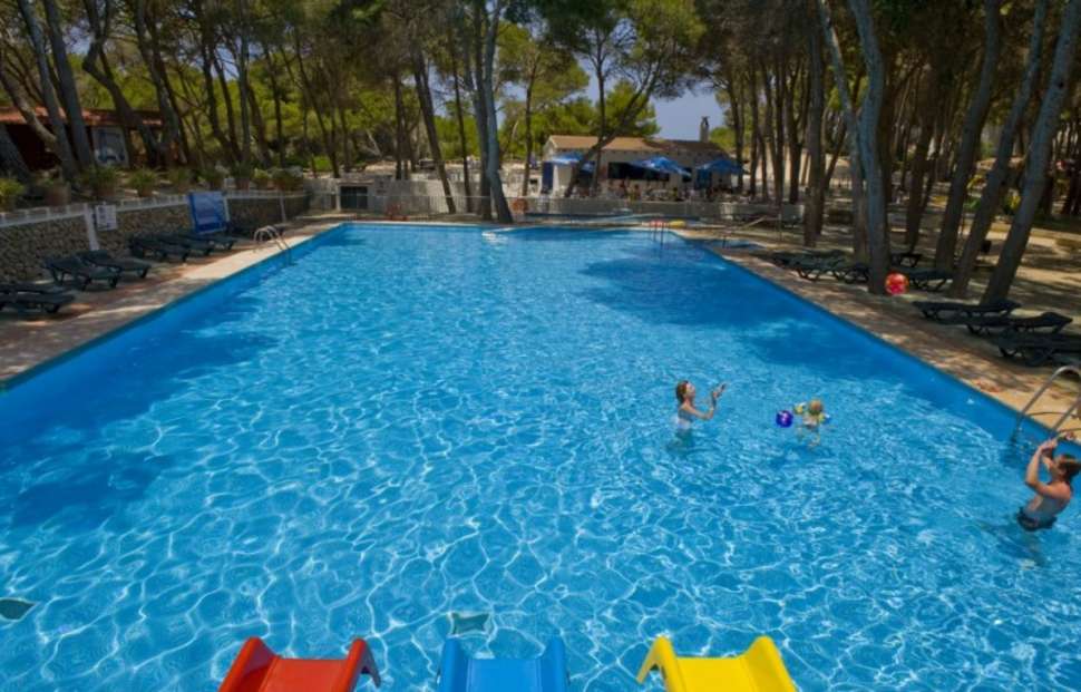 Ein Foto vom Pool im Sol Parc Aparthotel