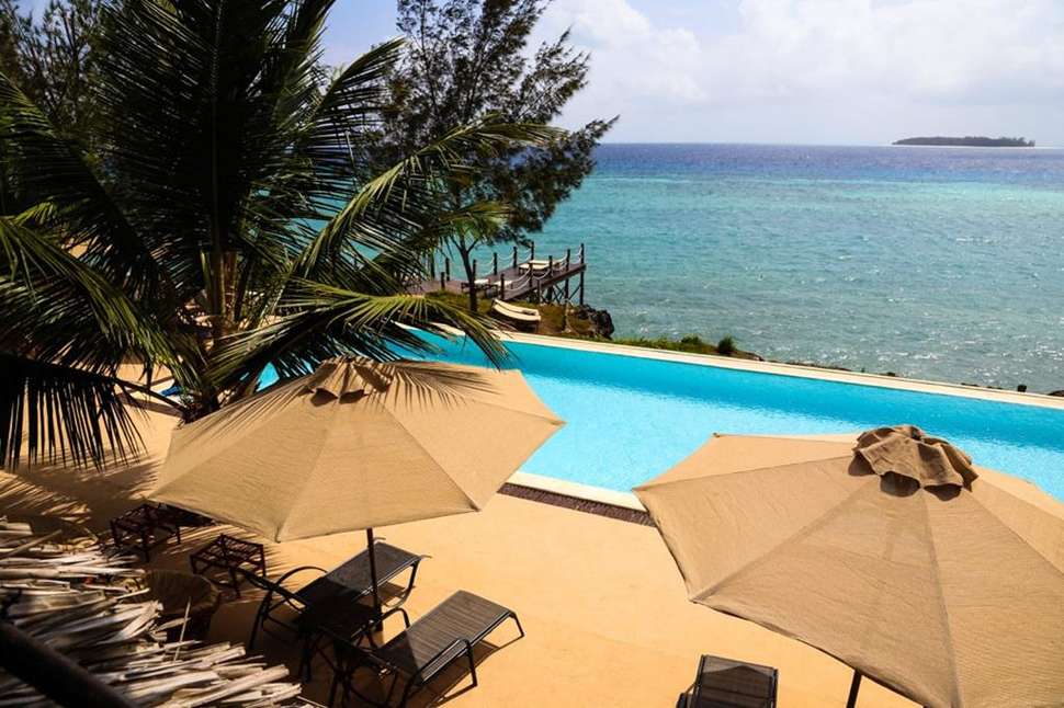 Een foto van het zwembad bij Sunshine Marine Lodge