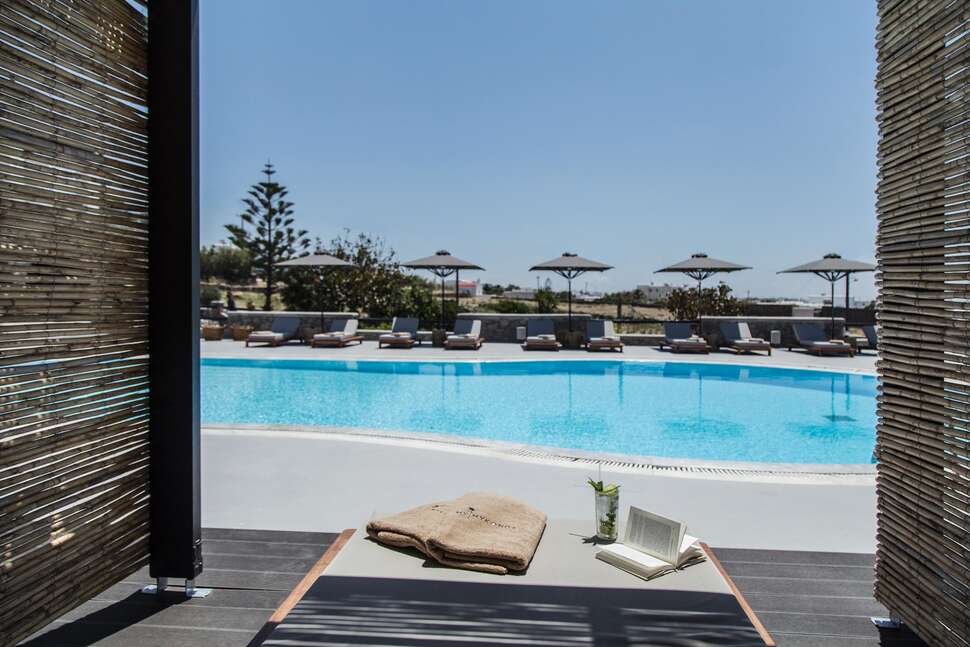 Ein Foto vom Pool im My Mykonos Hotel