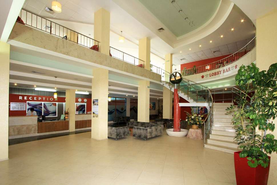 Een foto van het interieur van Hotel Mirabelle