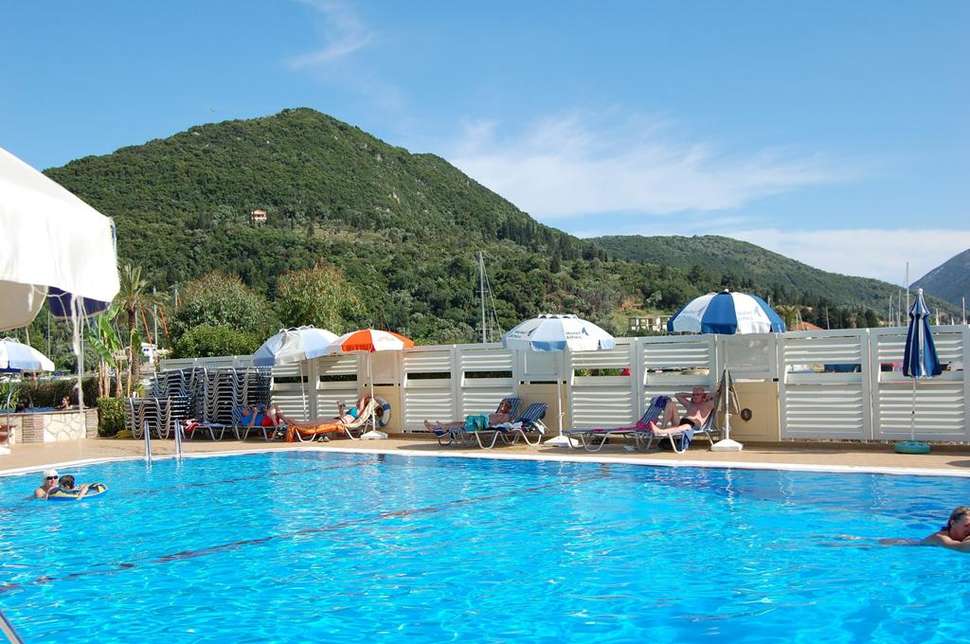 Een foto van het zwembad bij Hotel Athos