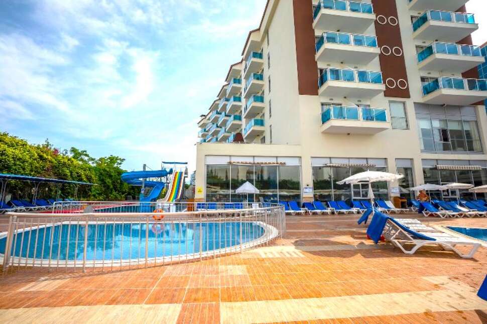 Ein Foto Hotel Cenger Beach Resort & Spa