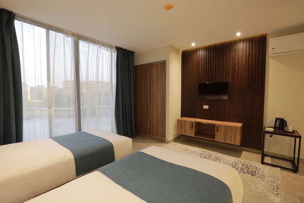 Een foto van Pyramid Front Hotel