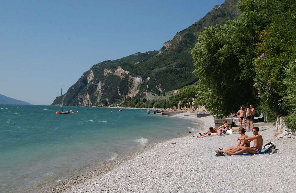 Een foto van het strand bij Camping Garda