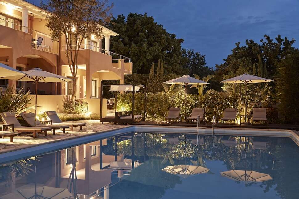 Een foto van het zwembad bij Lena Mare Boutique Hotel