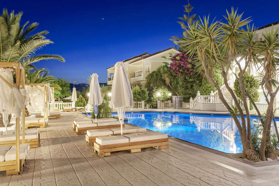 Een foto van het zwembad bij Samos Sun Hotel