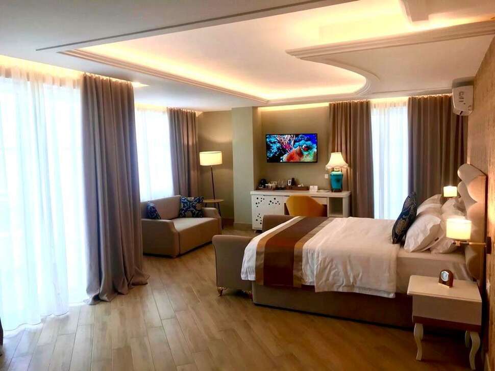 Ein Foto Fafa Premium Hotel