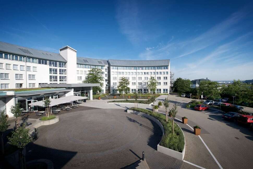Een foto van de buitenkant van Wyndham Garden Dresden
