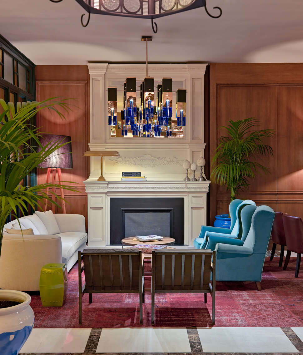 Een foto van het interieur van H10 Villa de la Reina