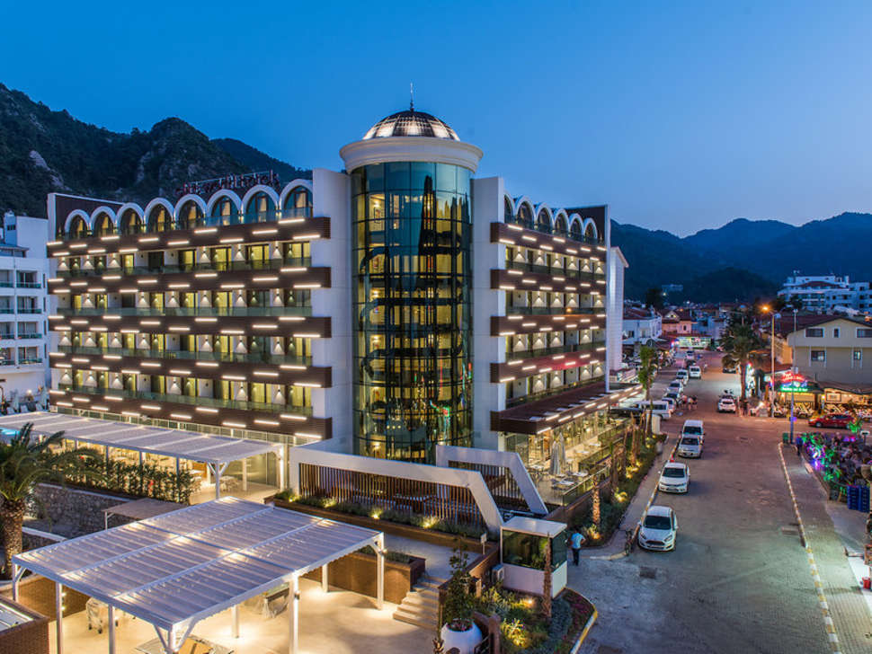 Een foto van de buitenkant van Elite World Marmaris Hotel