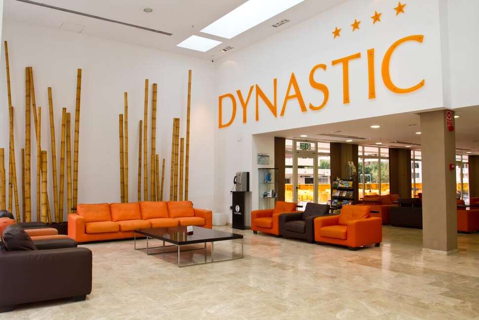 Een foto van het interieur van Hotel Dynastic