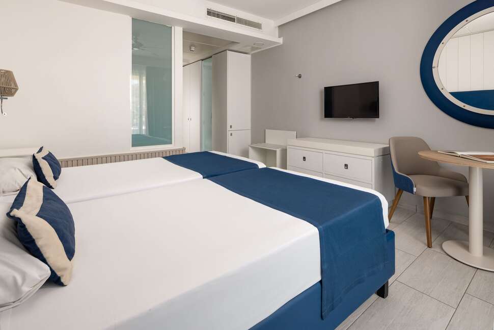 Een foto van db Seabank Resort & Spa