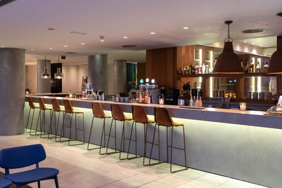 Een foto van de faciliteiten bij Blue Sky City Beach Hotel