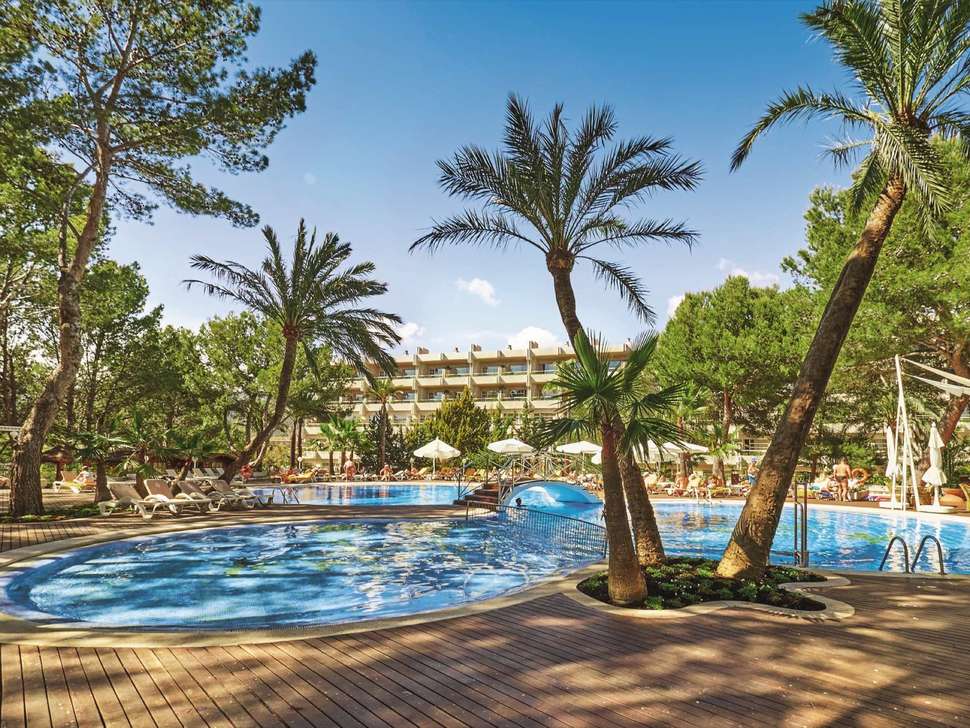 Een foto van het zwembad bij Allsun Hotel Bella Paguera