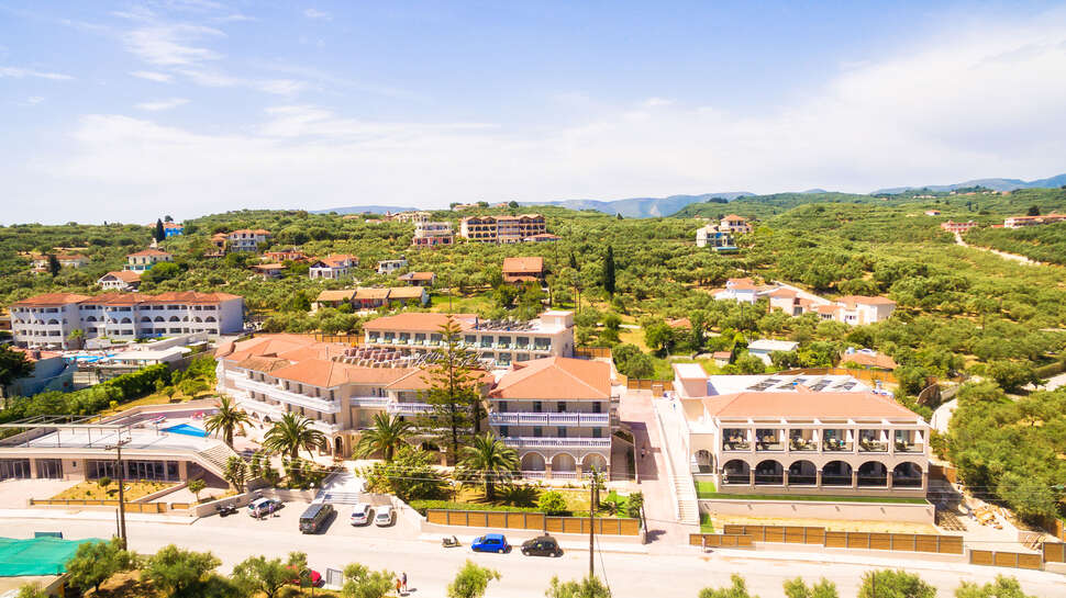 Ein Foto Karras Grande Resort