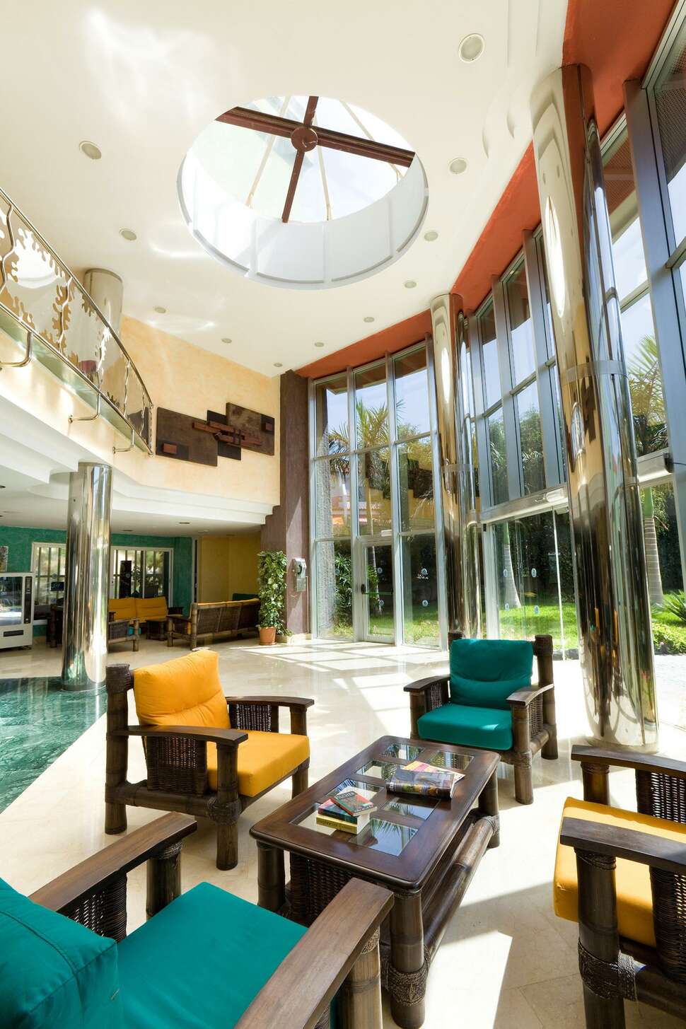 Een foto van het interieur van Hotel Villa de Adeje Beach