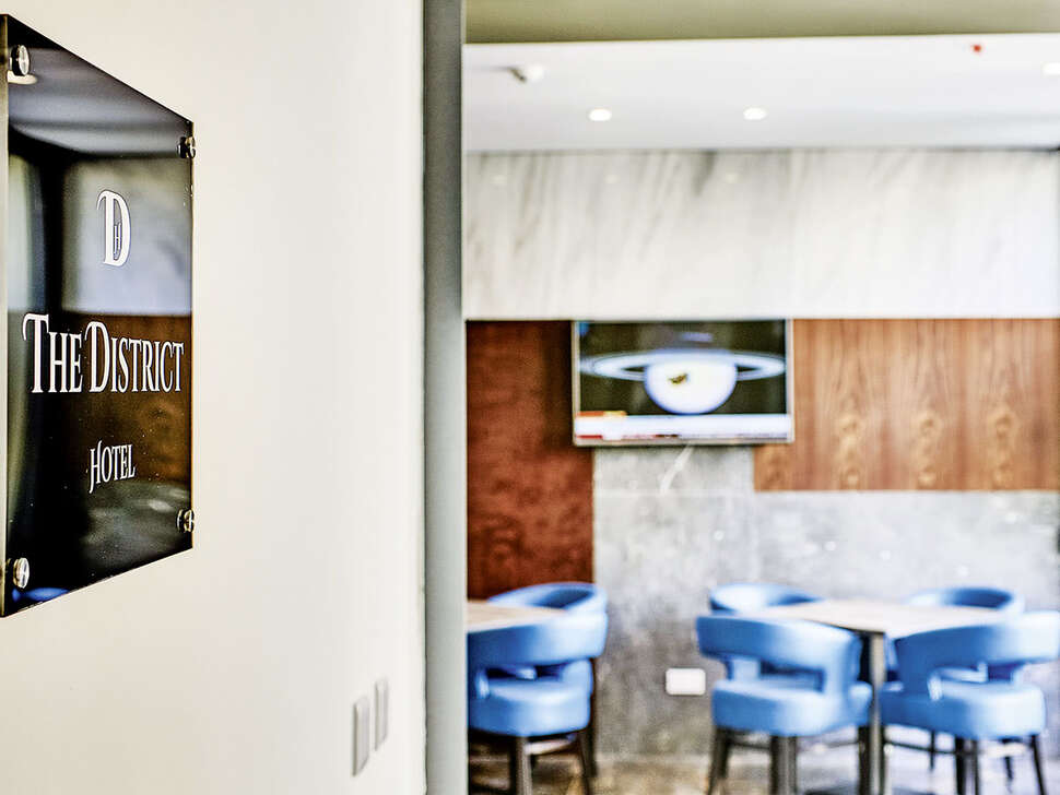 Ein Foto vom Innenbereich im The District Hotel