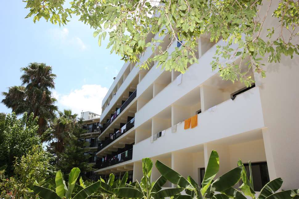 Een foto van de buitenkant van Veronica Hotel