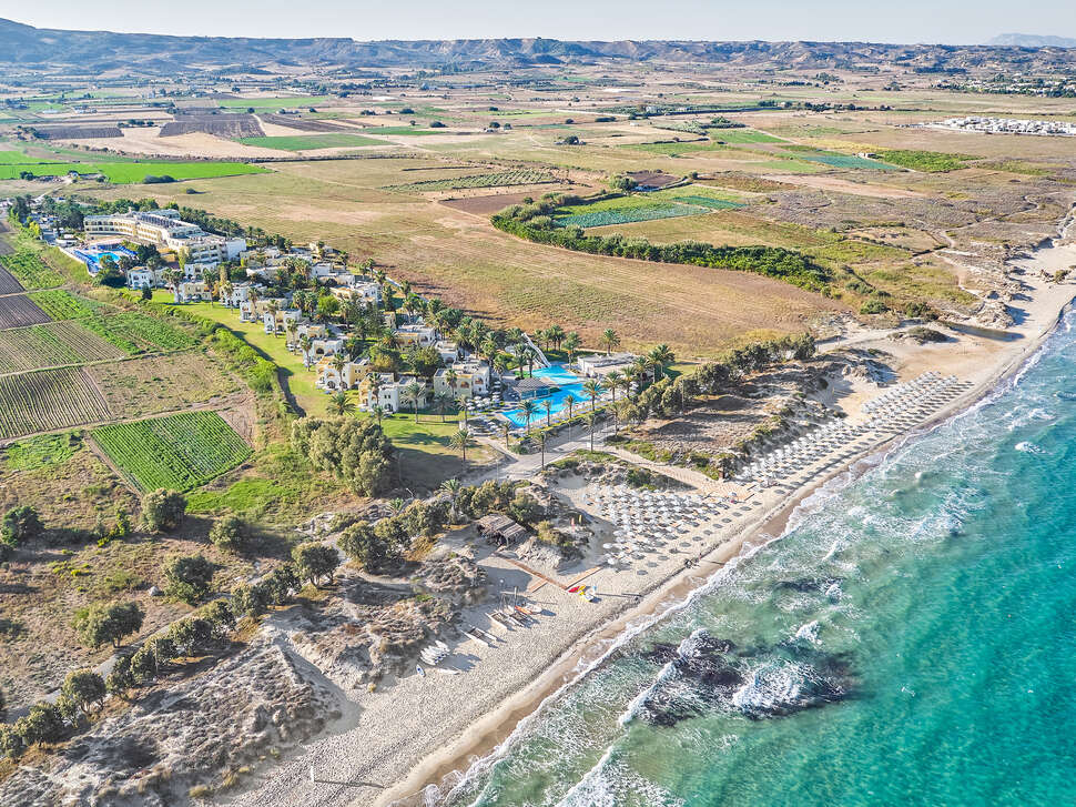 Een foto van de buitenkant van Grecotel Casa Paradiso