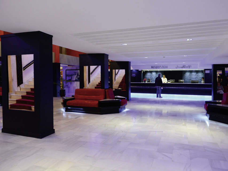 Een foto van het interieur van Anezi Tower