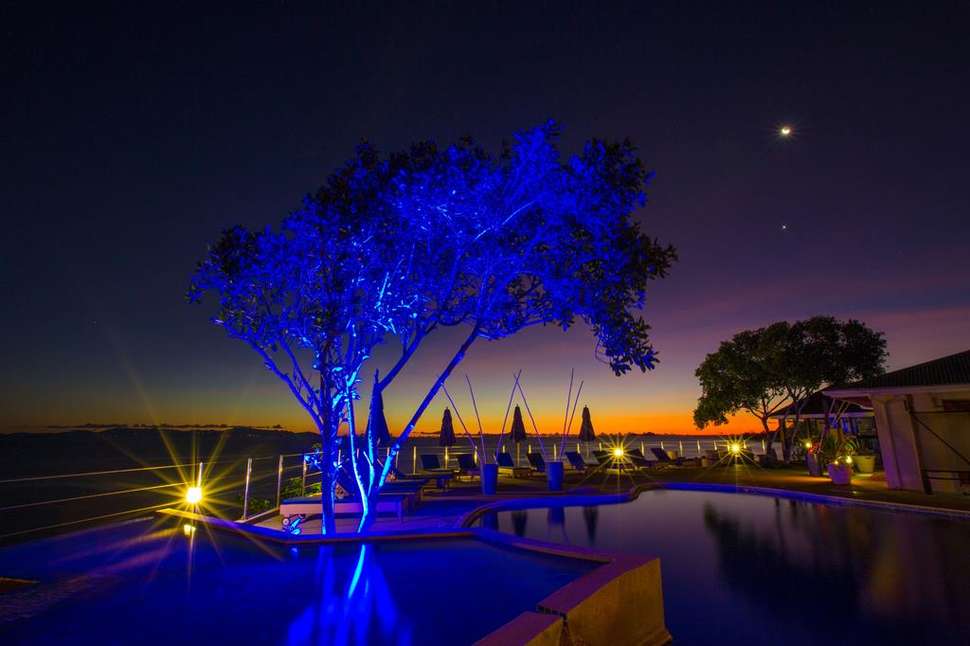 Een foto van het zwembad bij Coco de Mer & Black Parrot Suites