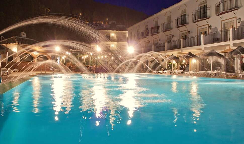 Ein Foto vom Pool im TRH Mijas Hotel
