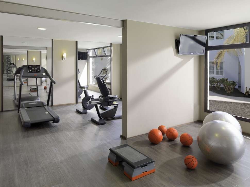 Een foto van de faciliteiten bij H10 White Suites