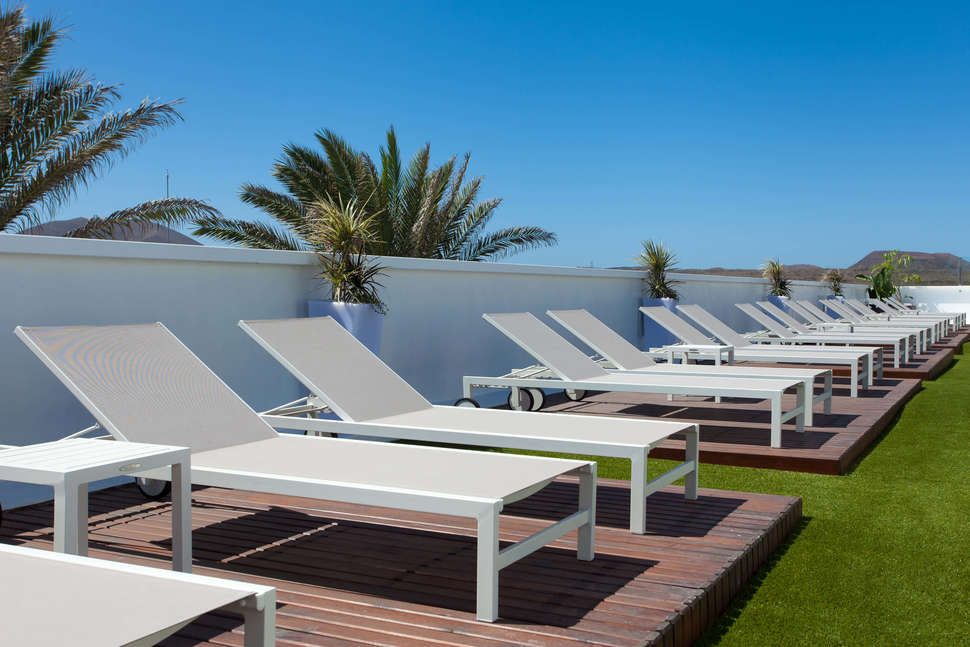 Ein Foto von der Terrasse im Bristol Sunset Beach
