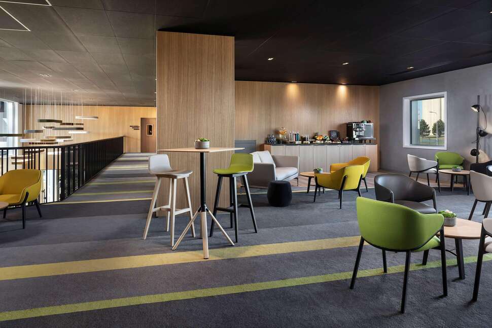 Ein Foto Innside by Melia Paris Charles de Gaulle Airport