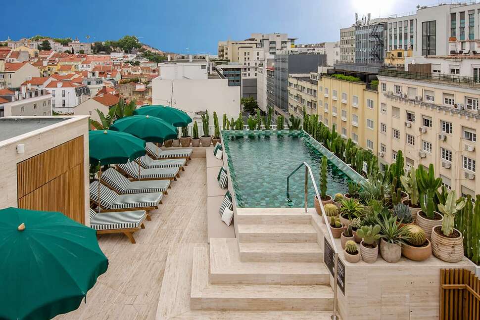 Ein Foto Brown's Avenue Hotel