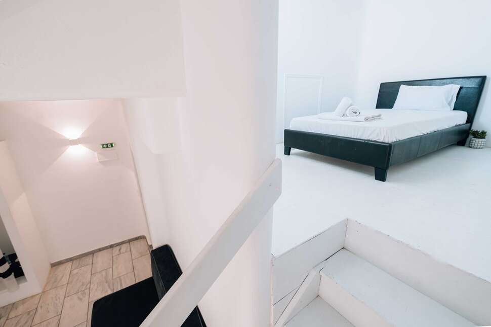 Een foto van Mr & Mrs White Mykonos