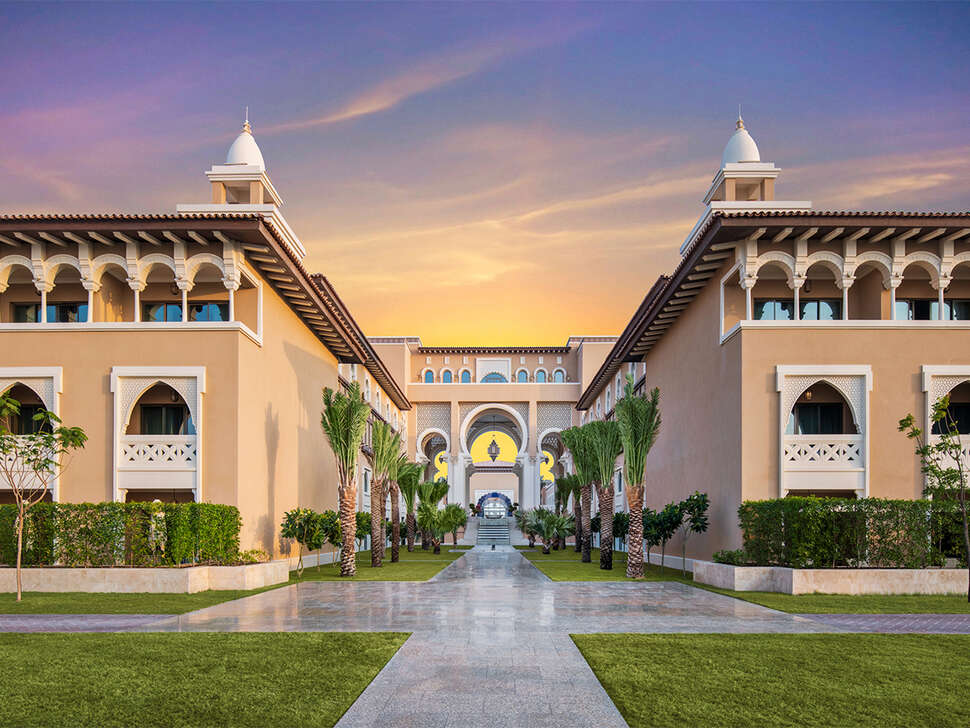 Een foto van de buitenkant van Rixos Premium Saadiyat Island
