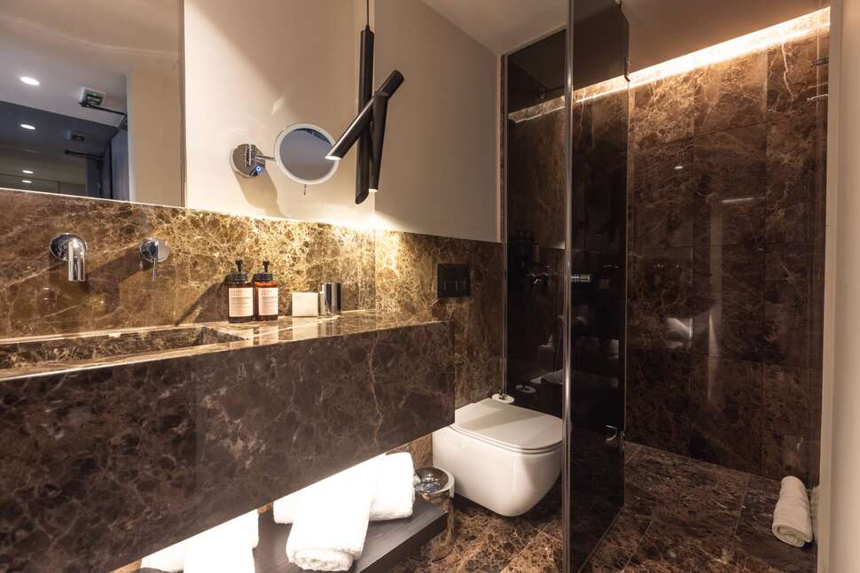 Een foto van Adia Aluma Athens Curio Collection by Hilton